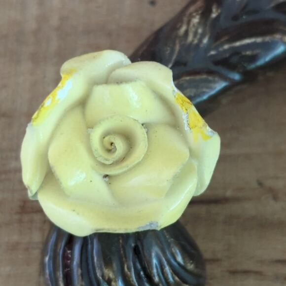 Vtg Kitschy Girl with Pigtails Wall Pocket by Thames Hand Painted Made in Japan - Picture 9 of 10